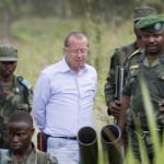 Soldiers from DRC governmental forces on patrol during joint operations against FDLR near Tongo
