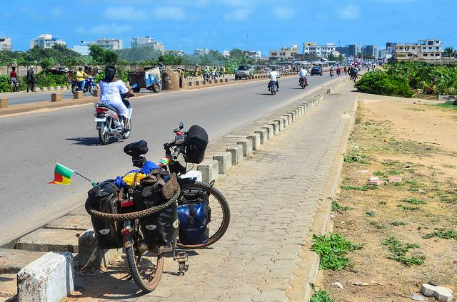 On the road to Cotonou, Benin. Credit: jbdodane.