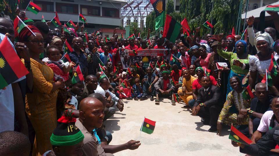 Biafra separatists from the group IPOB gather. Credit: Radio Biafra.