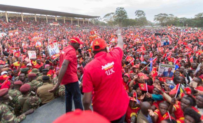 On the campaign trail with President Uhuru Kenyatta and Deputy President William Ruto. Credit: Uhuru Kenyatta.