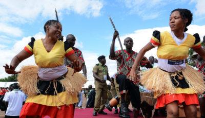 Ugandan dancers at President Yoweri Museveni's 2016 swearing in. Credit: GCIS