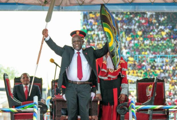 The swearing in of President John Magufuli for his first term after the Tanzania elections in 2015. Credit: Paul Kagame.