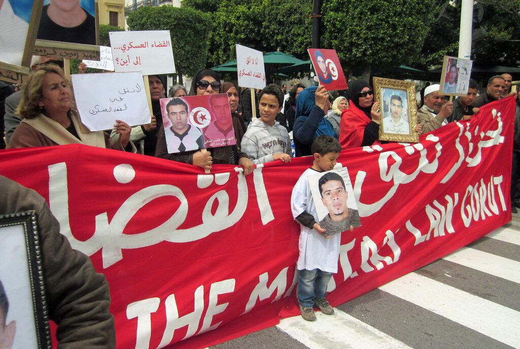 Tunisians mark Martyrs' Day in Tunis on 9 April 2013 to demand justice for victims of the 2011 revolution. Credit: Magharebia.