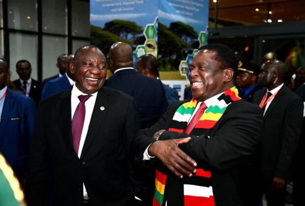 President Cyril Ramaphosa of South African with President Emmerson Mnangagwa of Zimbabwe in 2019. Credit: GCIS.