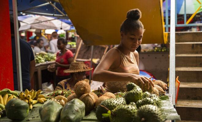 covid At a market in Victoria, Seychelles. Credit: UN Women/Ryan Brown