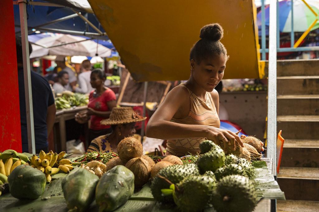covid At a market in Victoria, Seychelles. Credit: UN Women/Ryan Brown