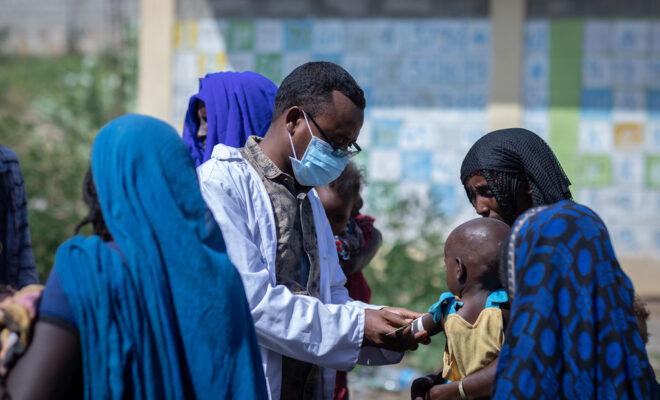 A mobile health and nutrition team providing critical services to displaced people in Afar region, which neighbours the Tigray region in Ethiopia. Credit: UNICEF Ethiopia/2021/Mulugeta Ayene.