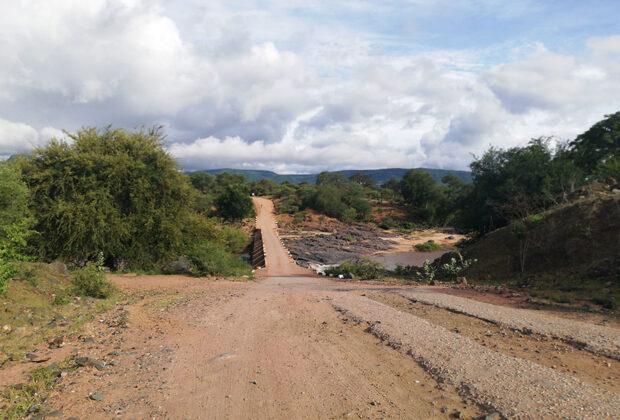 A tiny bridge which connects Masvingo road and the diamond mining fields via Odzi River. Credit: Farai Shawn Matiashe.