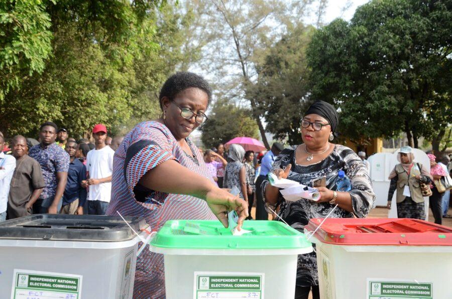 Voters cast their ballots in Nigeria's 2019 elections. Credit: Commonwealth Secretariat.