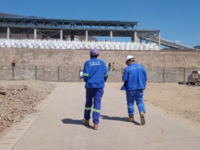 Employees at the Sabi Star lithium mine in Buhera, Zimbabwe. Credit: Bernard Chiketo.