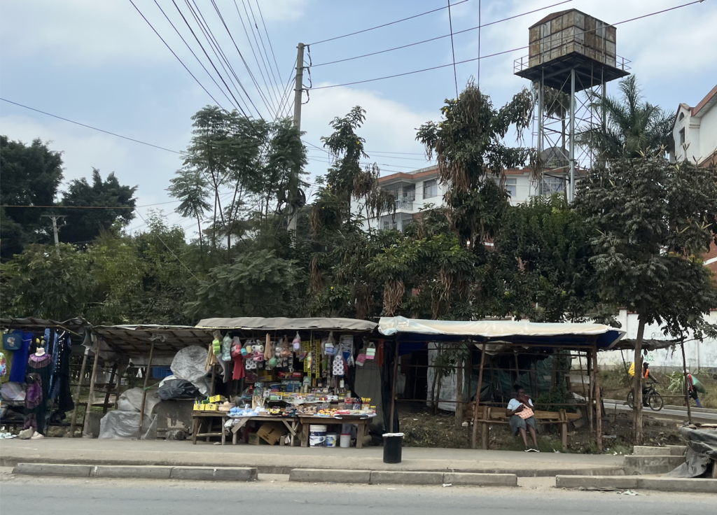 When protecting local traders turns foreigners into targets