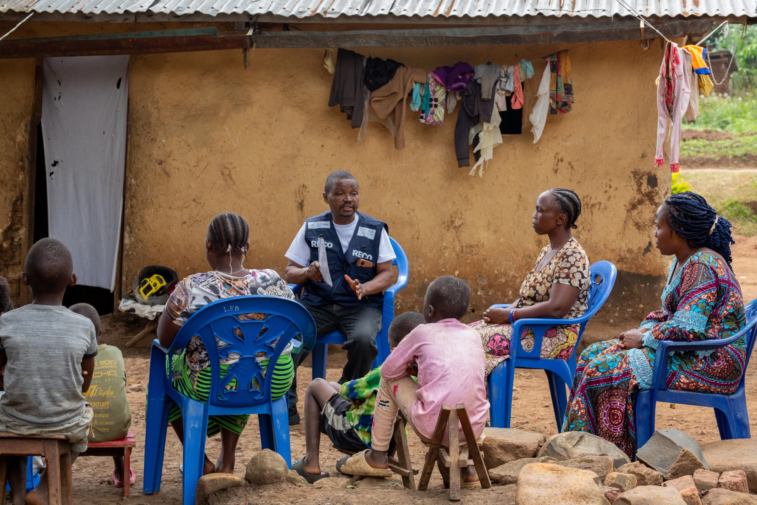DRC Community Health Worker Bainga Muhito conducting an Ebola awareness session in a village in Nyankunde, DRC. Photo credit: Kaseraka Michel