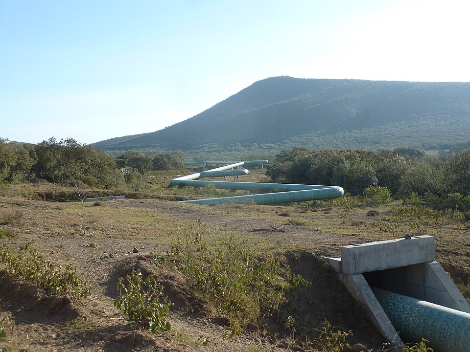 Steam pipe in Hell's Gate natural park, Kenya. 2017. Photo credit: Wikimedia Commons.